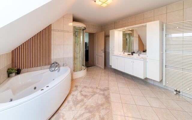 Holiday Home With Indoor Swimming Pool