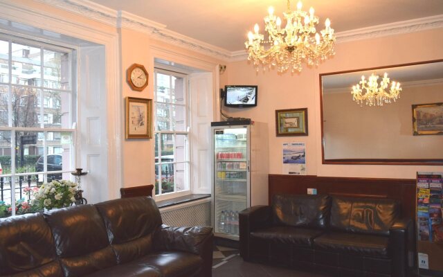 Ventures Hotel