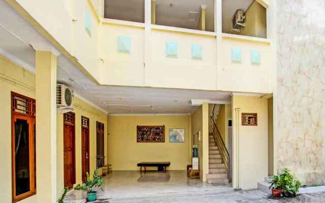 OYO 91603 Wisma Garuda