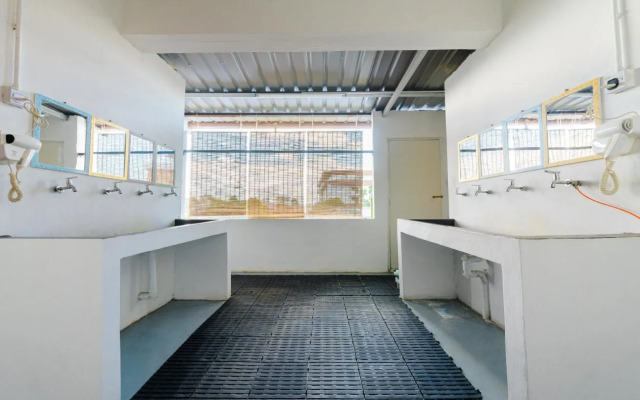 Semporna Sea Sports Tours Hostel