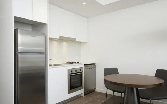 KOZYGURU Chatswood Luxury Studio