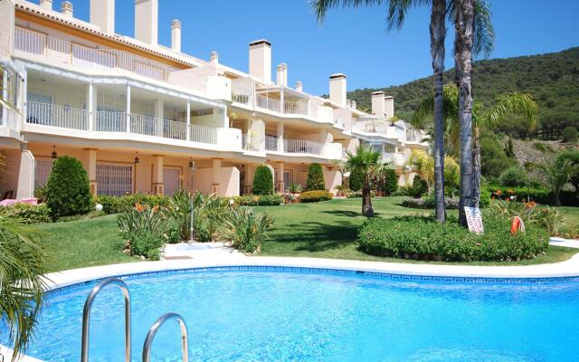 Apartment in Alhaurín el Grande near golf course