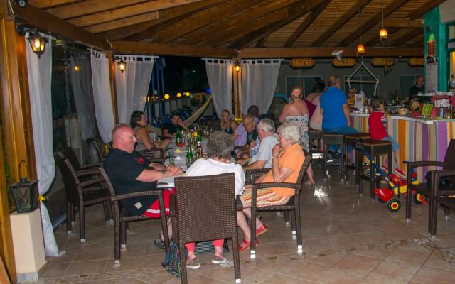 Olive Grove Hotel