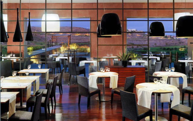 Salobre Hotel Resort & Serenity