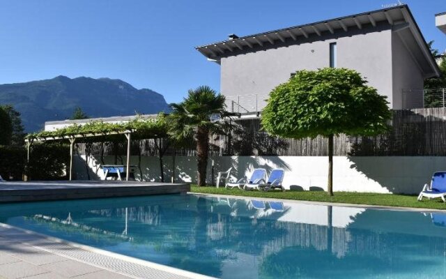Villa Dina