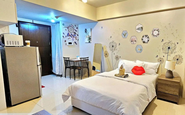PRS at One Palm Tree Villa near Airport