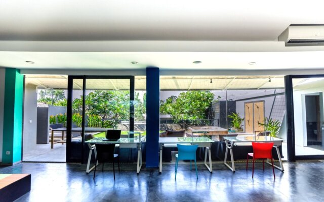 Cozy Bobo Hostel