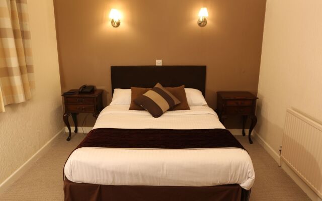 The Cedars Hotel