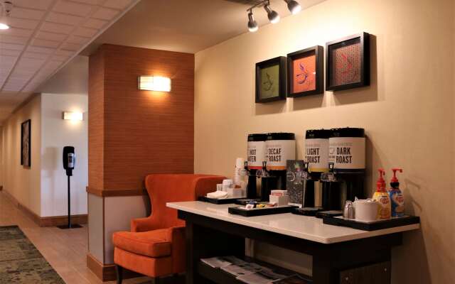 Hampton Inn & Suites Fremont