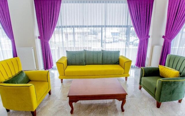 Rosso Hotel