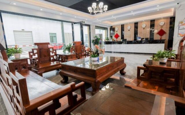 Tiandeng Junhao Hotel