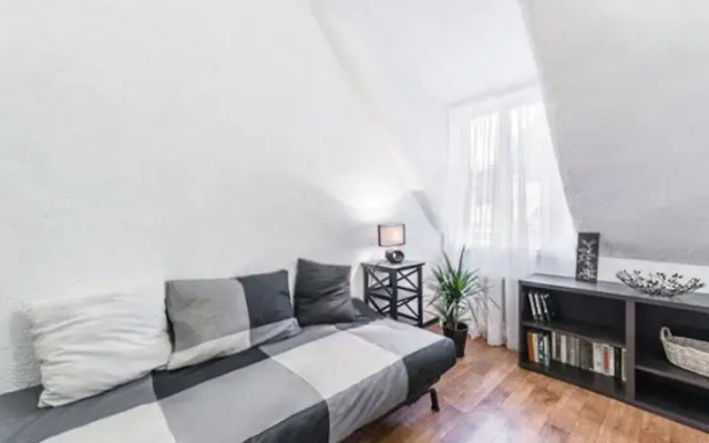 Возле Смольного собора