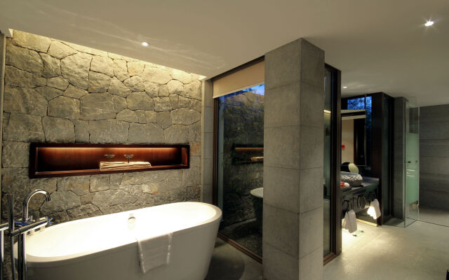 Pullman Lijiang Resort and Spa