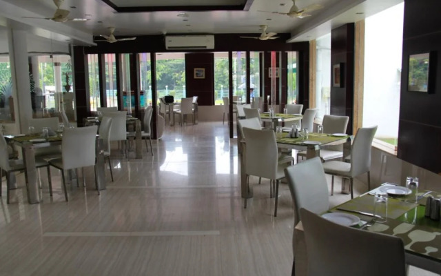 Green Royale By Sparsa