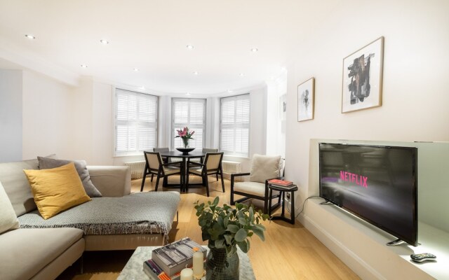 2 Bdr In Knightsbridge By The Residences