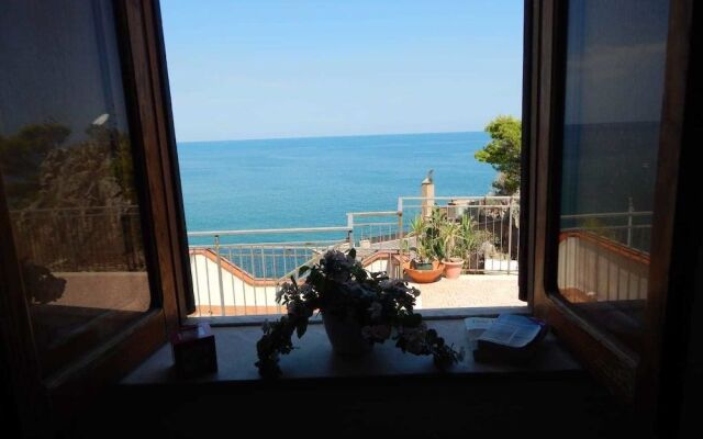 House Terrace on the sea