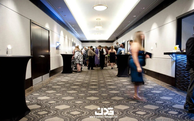 Delta Hotels by Marriott Edmonton Centre Suites