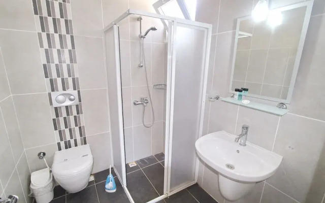 Arnna Villa 4 by Villa Buketi