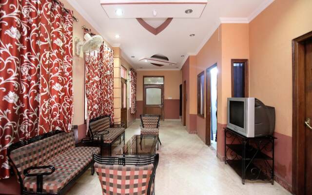 OYO 17381 Hotel City Look
