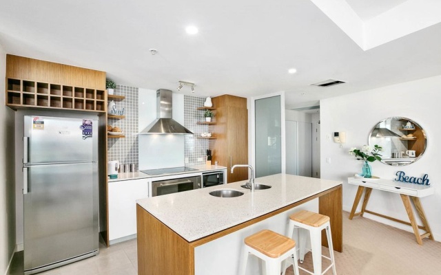 Wings Penthouses - GCLR – Guest Rooms – Gold Coast