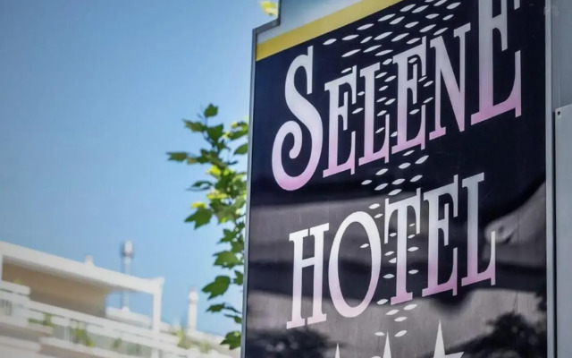 Hotel Selene