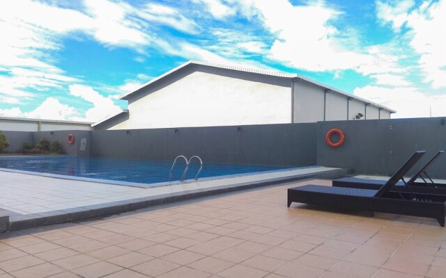 Chic and Cozy Studio Park View Condominium Apartment