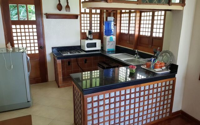Cangdoki Resort and DIve Camp