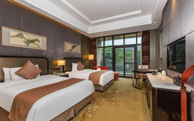Dongshan Hotel