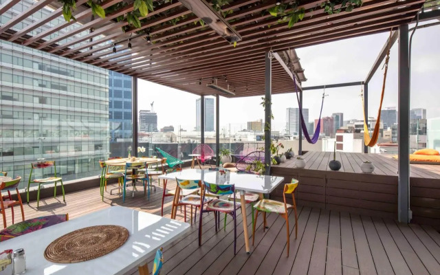 FlowSuites WTC