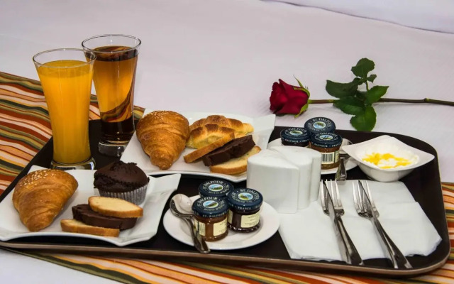 Rose Continental Hotel