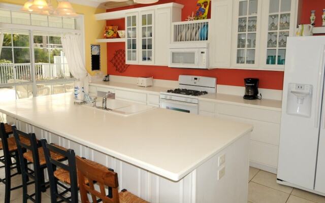 Crystal Beachin' - 1942431