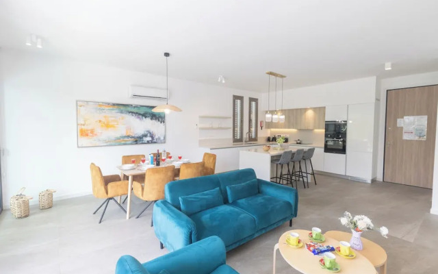 Protaras Azure Villa Azv15