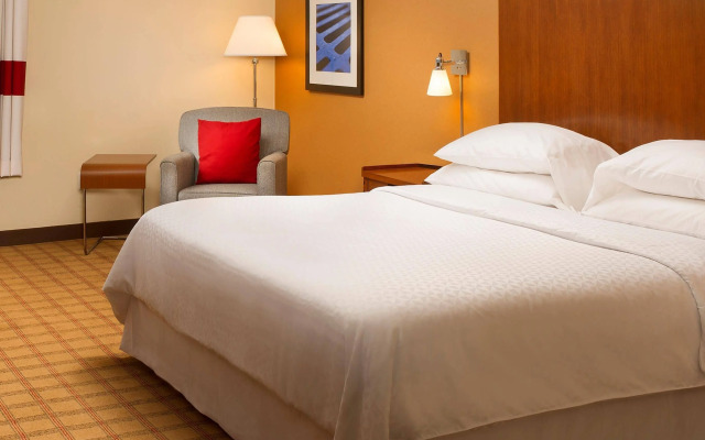 Four Points by Sheraton Jacksonville Baymeadows