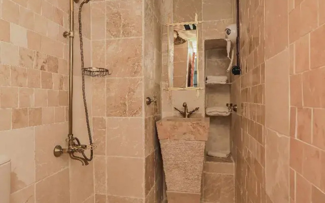 Kasr-ı Hayat Otel