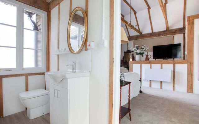 Staycations Maldon Suites