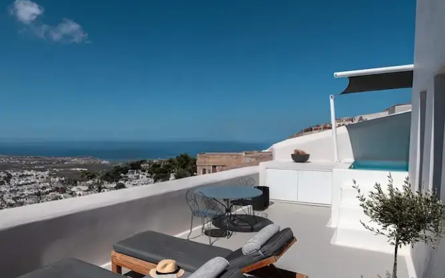 Deluxe Suite With Outdoor Hot Tub - La Torre