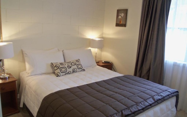 Rosetown Motel – Guest Rooms – Te Awamutu