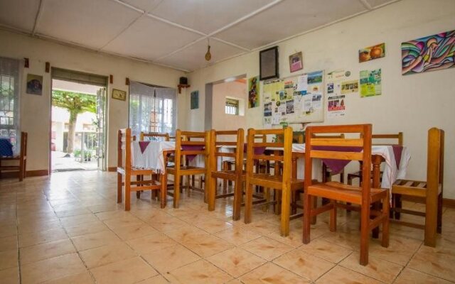 Virunga Campsite and Backpackers
