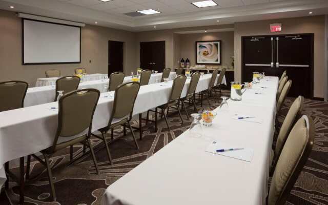 Holiday Inn Express New Liskeard