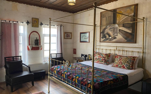 Canela Cave Hotel