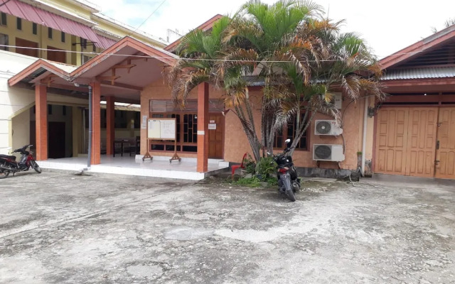 OYO 94112 Homestay Ananda Luwuk