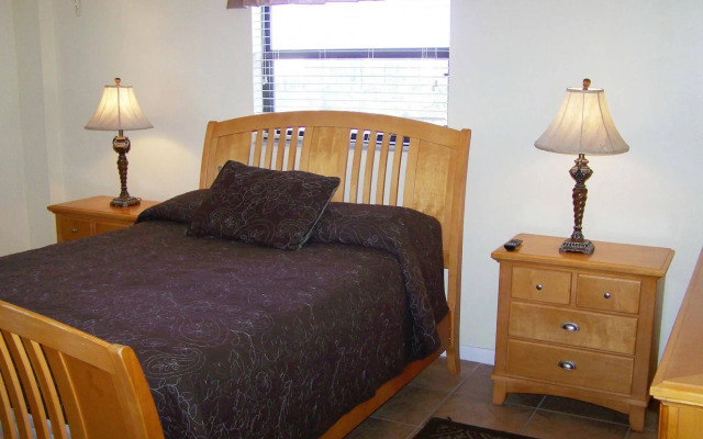 Las Brisas Condominiums