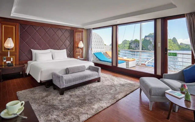 Verdure Lotus Classic Cruise on Lan Ha Bay