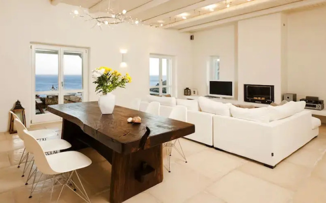Athina Ios Villa