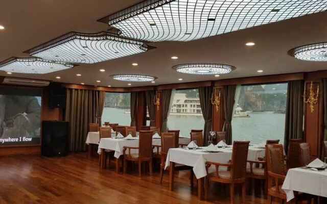 Alova Gold Cruises Halong