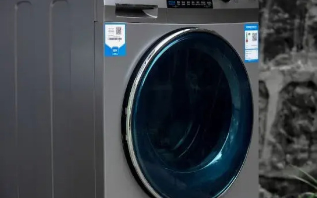 Tengchong Daina Huaxi Hot Spring Hotel