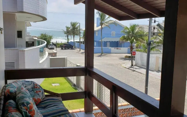 CASA ARMANI 50 metros DA PRAIA MARISCAL BOMBINHAS