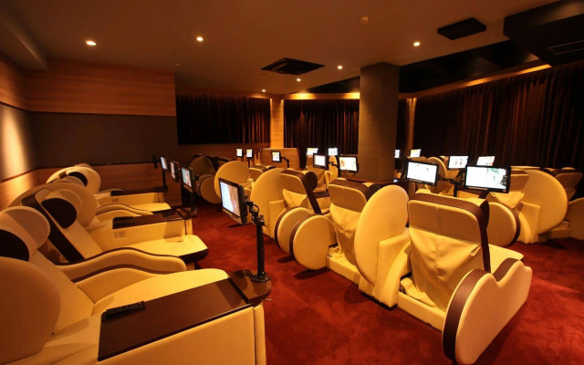 Sauna & Spa Hotel Avinel Fukuoka - Caters to Men