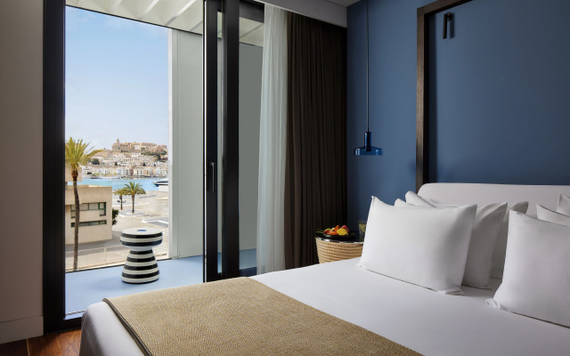NH Collection Ibiza