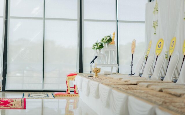 Phuengluang Riverside Hotel Chanthaburi